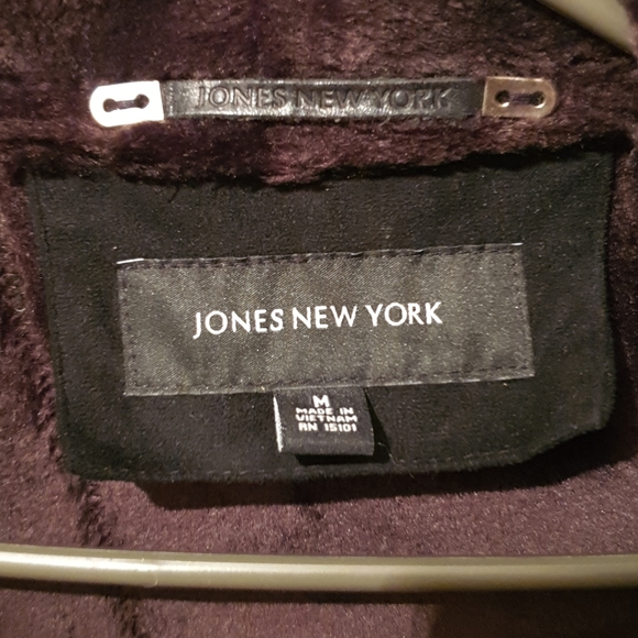 Coat - Picture 2 of 2